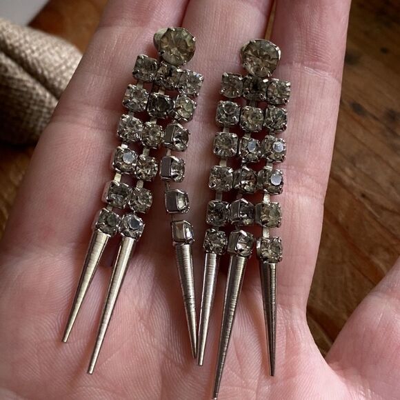 💛 Vintage Sarah COV Rhinestone Spike Clip On Earrings - Picture 5 of 7